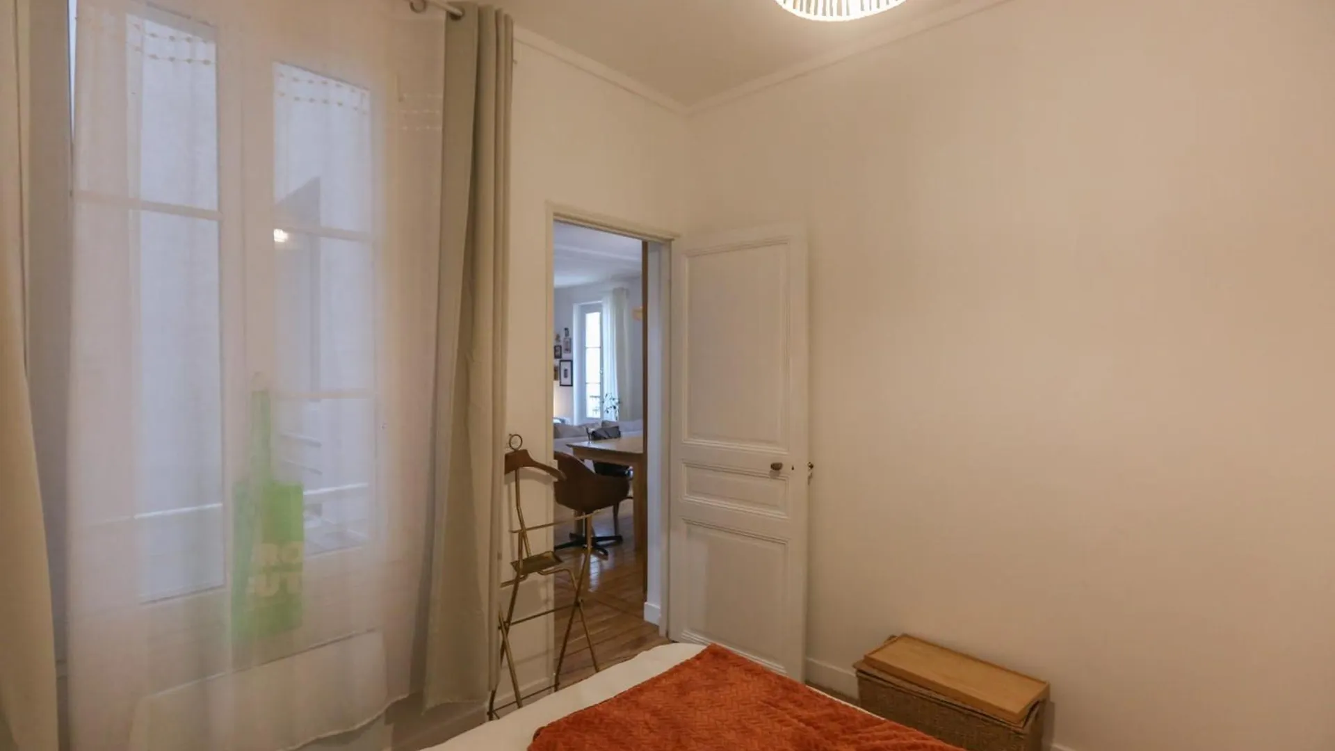 Spacious Apartment Near The Villette Paris 0*,  France