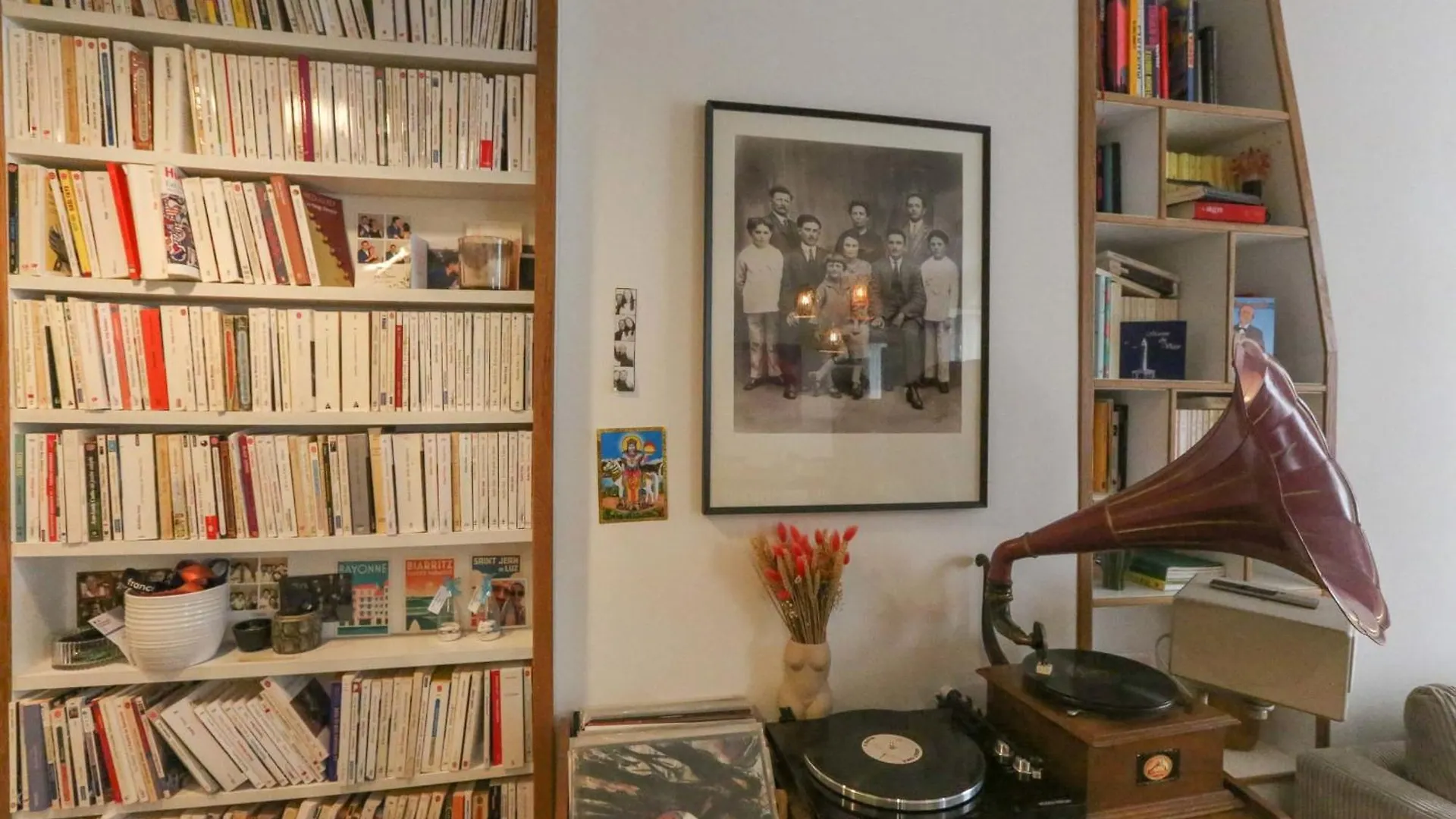 Spacious Apartment Near The Villette Parigi 0*,  Francia